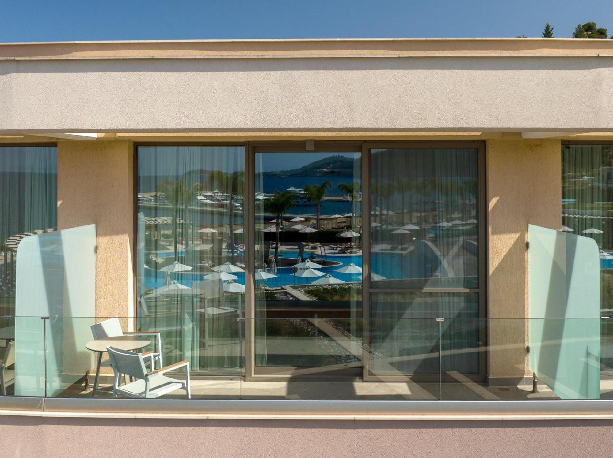 Miraggio Thermal Spa Resort Paliouri Room photo A balcony