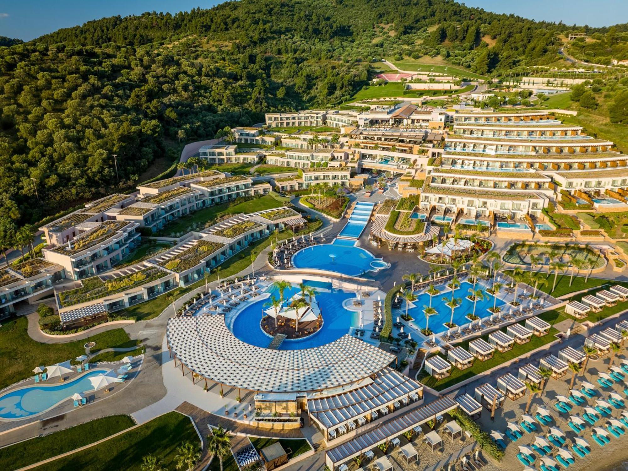 Miraggio Thermal Spa Resort Paliouri Exterior photo Aerial view of the resort