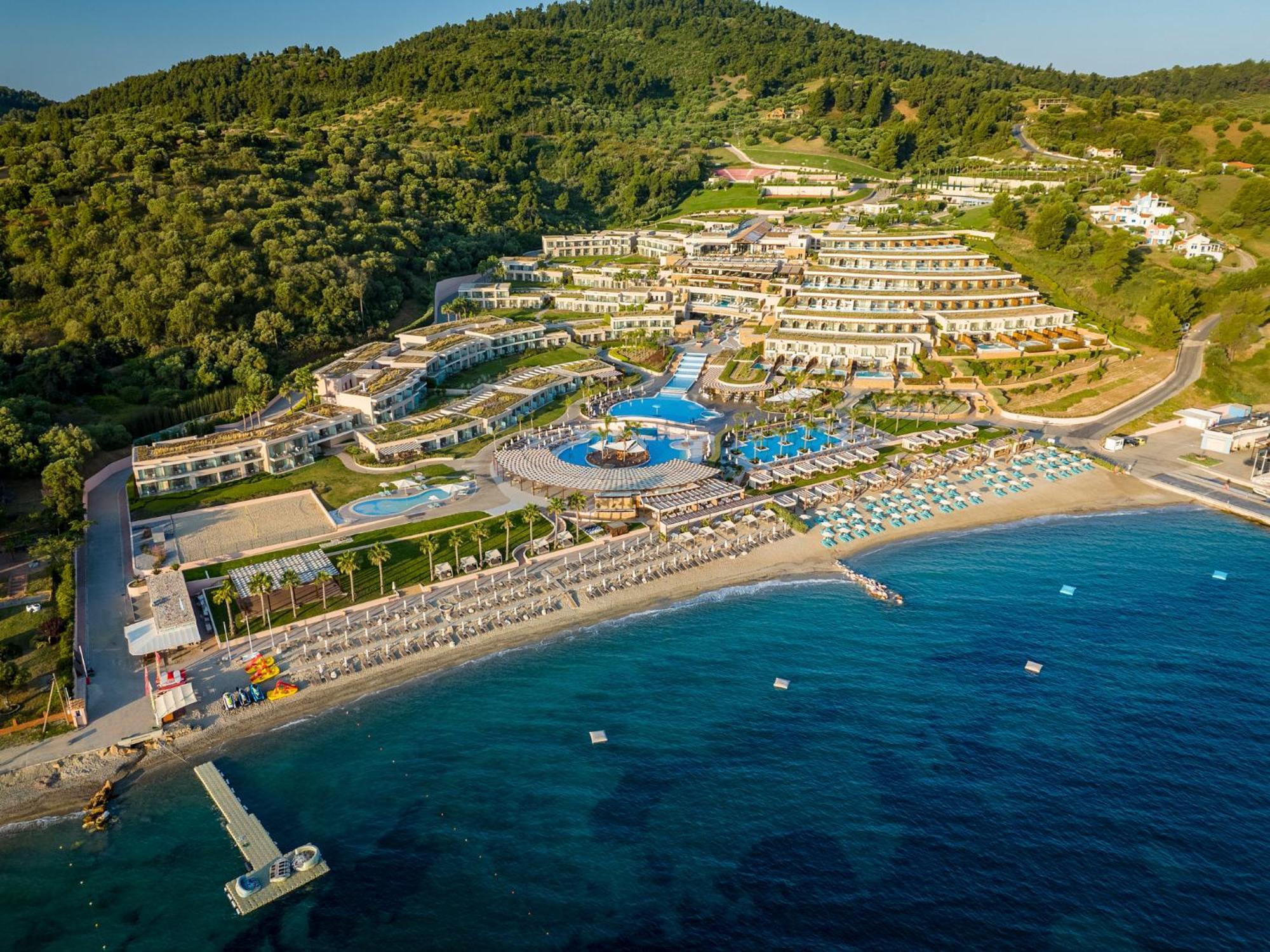 Miraggio Thermal Spa Resort Paliouri Exterior photo Aerial view of the resort